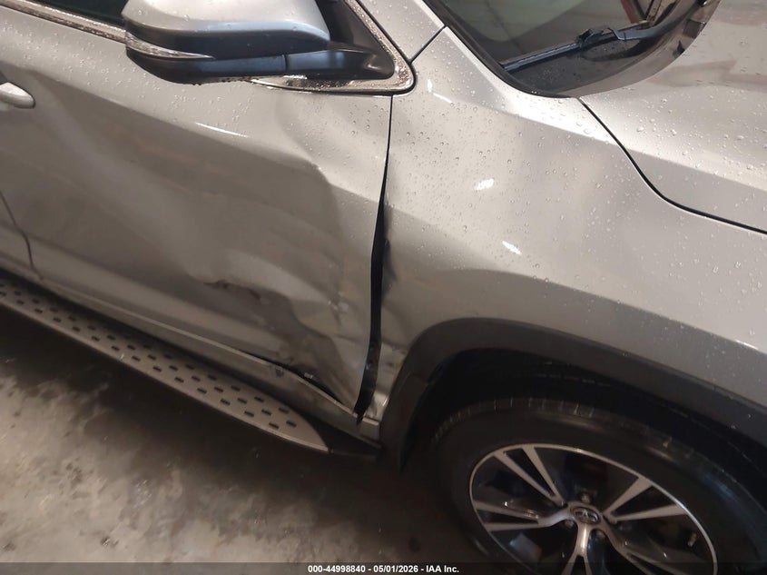 2016 Toyota Highlander VIN 5TDKKRFH6GS140372 IAAI salvage auction — RIGHT FRONT, Original (Texas), sold $9,325 on 2026-07-15 (photo 6)