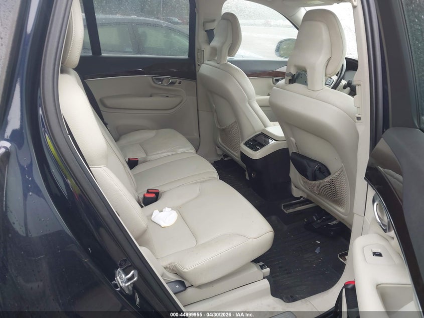 2016 Volvo Xc90 VIN YV4A22PK2G1069291 IAAI salvage auction — WATER/FLOOD, Clear (Massachusetts), sold $3,200 on 2026-08-03 (photo 8)
