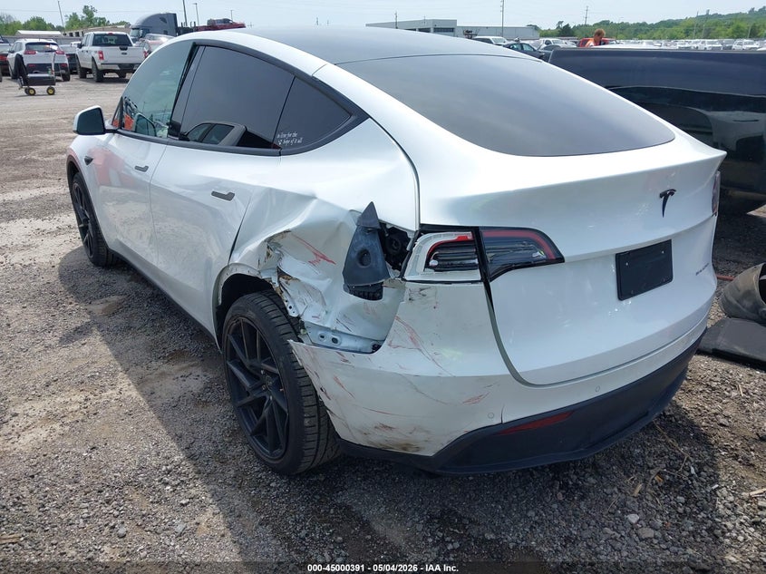 2021 Tesla Model y VIN 5YJYGDEEXMF096690 IAAI salvage auction — LEFT REAR, Clear (Oklahoma), sold $11,100 on 2026-07-14 (photo 3)
