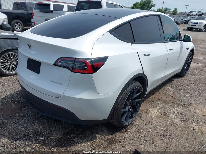 2021 Tesla Model y VIN 5YJYGDEEXMF096690 IAAI salvage auction — LEFT REAR, Clear (Oklahoma), sold $11,100 on 2026-07-14 (photo 4)