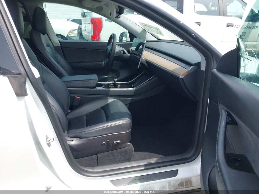 2021 Tesla Model y VIN 5YJYGDEEXMF096690 IAAI salvage auction — LEFT REAR, Clear (Oklahoma), sold $11,100 on 2026-07-14 (photo 5)