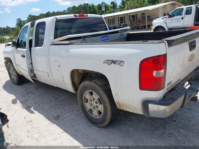 2011 Chevrolet Silverado 1500 VIN 1GCRKSE37BZ334136 IAAI salvage auction — BIOHAZARD/CHEMICAL, Salvage (North Carolina), sold $750 on 2026-07-09 (photo 3)