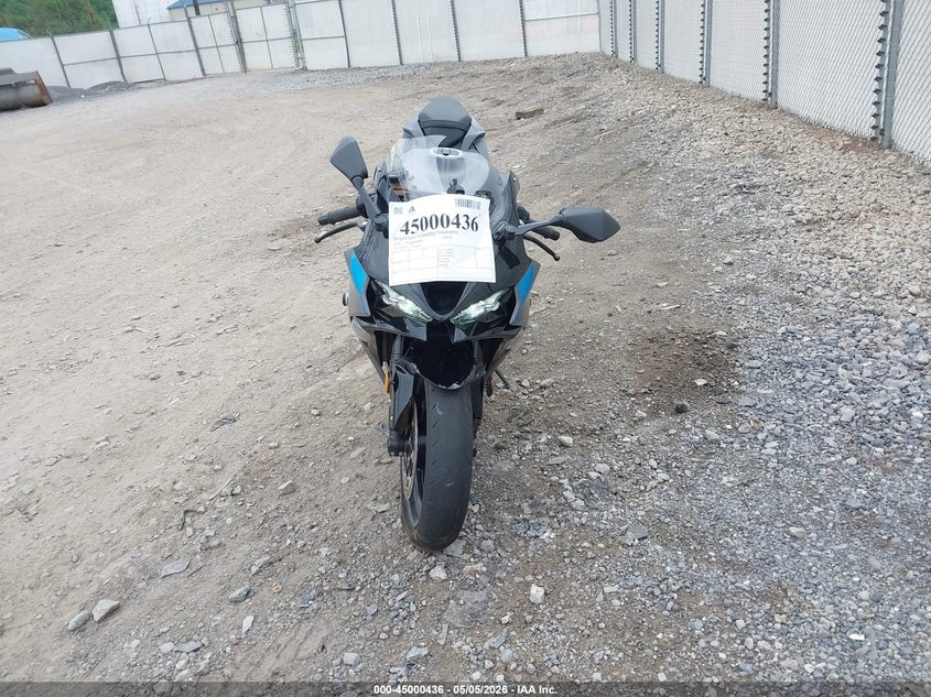 2025 Kawasaki Zx VIN JKBZXJJ17SA025870 IAAI salvage auction — FRONT END, Salvage (Pennsylvania), sold $5,150 on 2026-07-07 (photo 5)