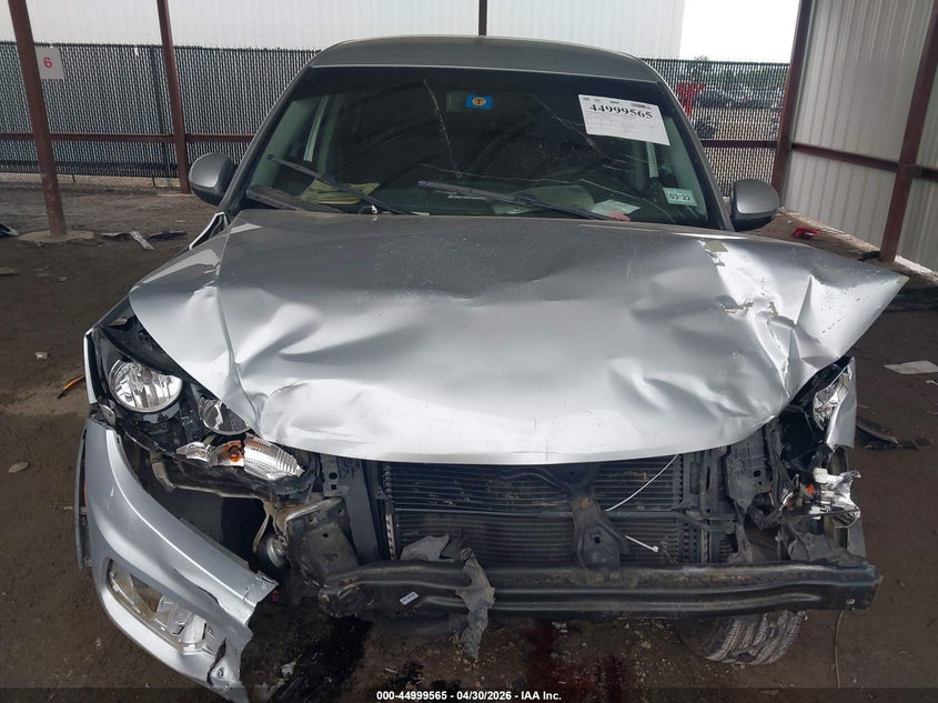 2017 Volkswagen Tiguan VIN WVGAV7AXXHK050863 IAAI salvage auction — FRONT END, Salvage (Texas), sold $650 on 2026-07-21 (photo 6)