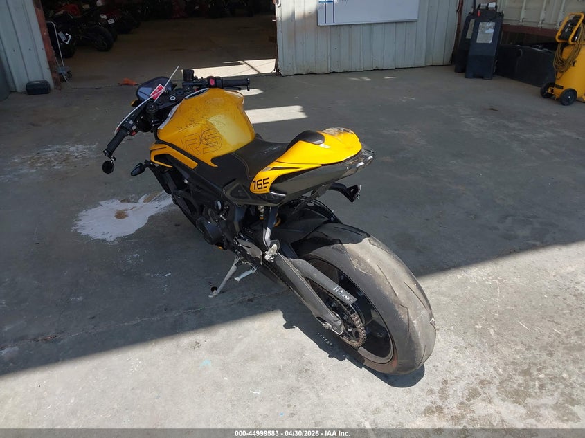 2025 Triumph motorcycle Street VIN SMTA614KXSTCB7058 IAAI salvage auction — FRONT & REAR, Salvage (California), sold $2,150 on 2026-07-29 (photo 3)