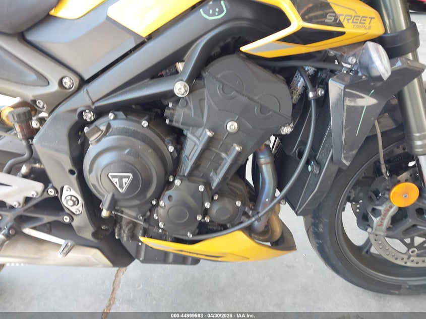 2025 Triumph motorcycle Street VIN SMTA614KXSTCB7058 IAAI salvage auction — FRONT & REAR, Salvage (California), sold $2,150 on 2026-07-29 (photo 8)
