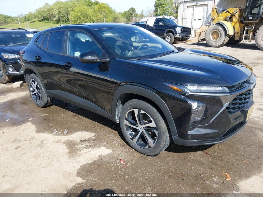 2025 Chevrolet Trax VIN KL77LGEP1SC111174 IAAI salvage auction — LEFT SIDE, Salvage (West Virginia), sold $6,150 on 2026-07-30 (photo 1)