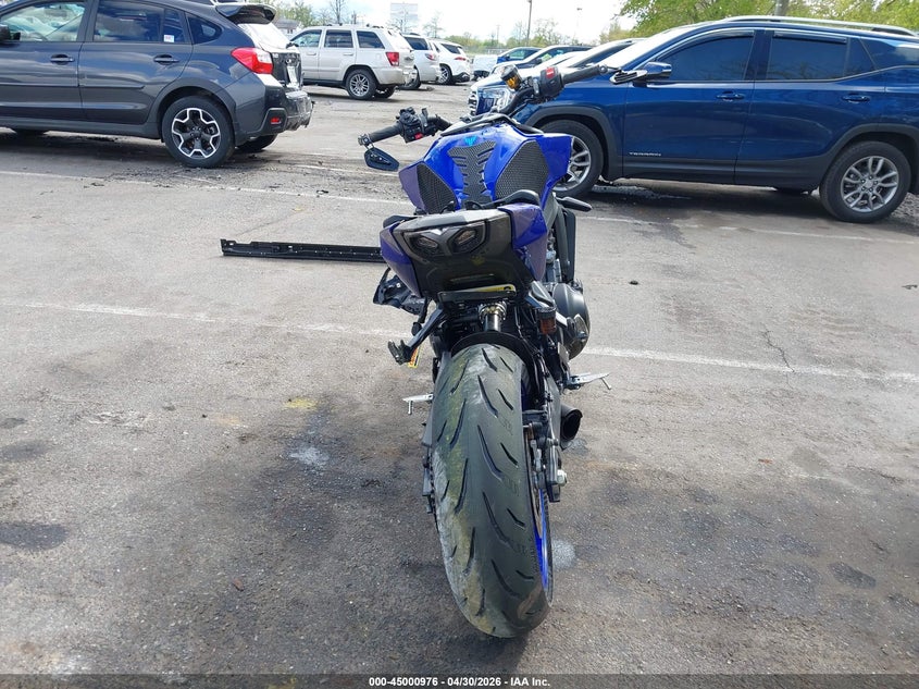 2026 Yamaha Mt VIN JYARN94EXTA004778 IAAI salvage auction — FRONT & REAR, Salvage (New Jersey), sold $3,375 on 2026-07-29 (photo 6)