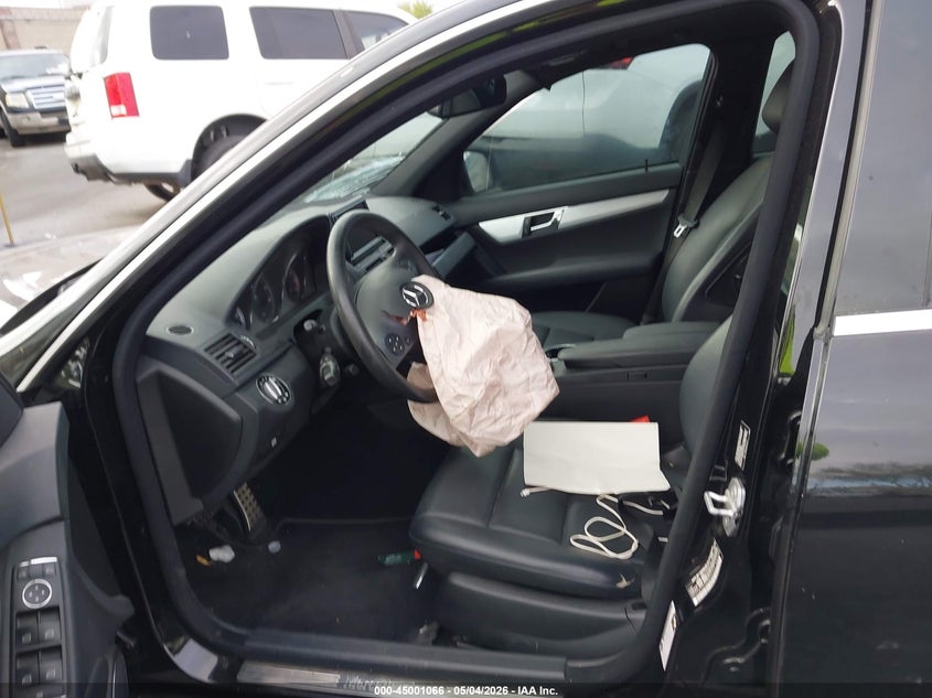 2009 Mercedes-benz C class VIN WDDGF54X89R056963 IAAI salvage auction — RIGHT SIDE, Salvage Certificate (California), sold $350 on 2026-07-10 (photo 5)