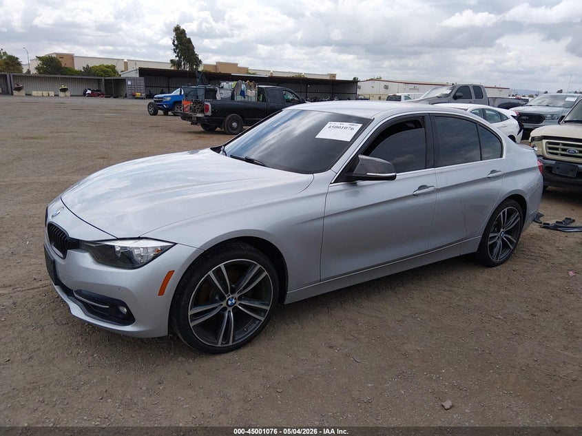 2017 BMW 3er VIN WBA8B9G34HNU52336 IAAI salvage auction — ENGINE BURN, Salvage (California), sold $2,400 on 2026-07-29 (photo 2)