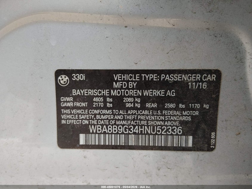 2017 BMW 3er VIN WBA8B9G34HNU52336 IAAI salvage auction — ENGINE BURN, Salvage (California), sold $2,400 on 2026-07-29 (photo 9)