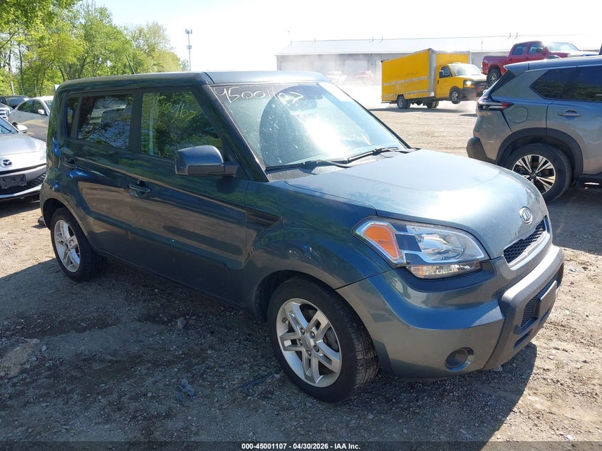 2011 Kia Soul VIN KNDJT2A28B7259238 IAAI salvage auction — THEFT, Clear (Indiana), sold $300 on 2026-07-29 (photo 1)