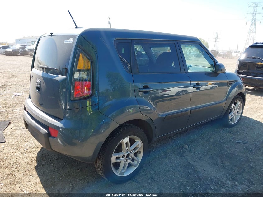 2011 Kia Soul VIN KNDJT2A28B7259238 IAAI salvage auction — THEFT, Clear (Indiana), sold $300 on 2026-07-29 (photo 4)