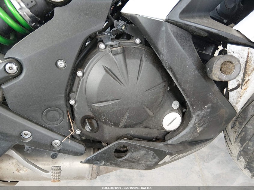 2015 Kawasaki Ninja VIN JKAEXEE17FDA18137 IAAI salvage auction — LEFT & RIGHT, Wait Title, sold $350 on 2026-07-29 (photo 8)