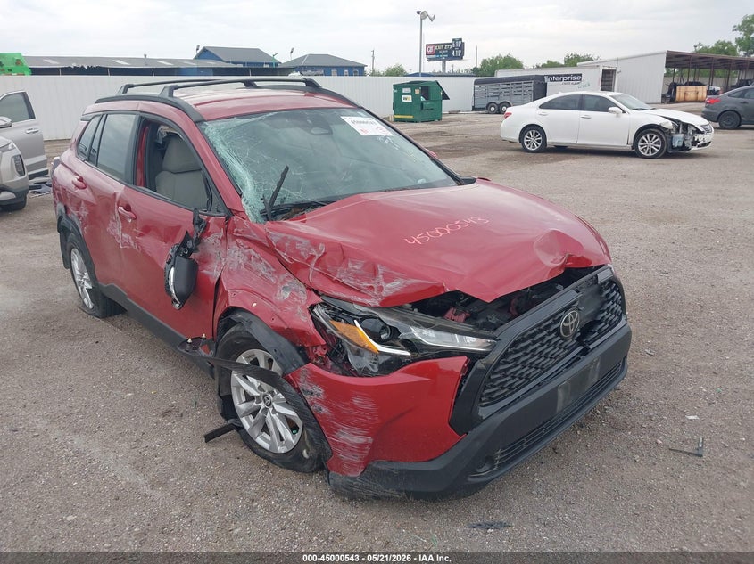 2024 Toyota Corolla cross VIN 7MUCAAAG6RV093988 IAAI salvage auction — RIGHT SIDE, Salvage (Texas), sold $4,000 on 2026-07-29 (photo 1)