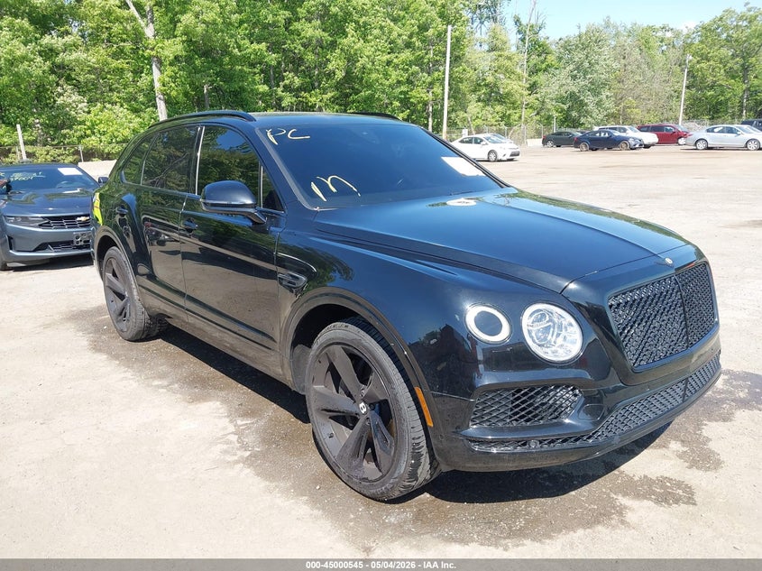 2017 Bentley Bentayga VIN SJAAC2ZV8HC014584 IAAI salvage auction — REAR END, Salvage Title, sold $10,100 on 2026-07-22 (photo 1)