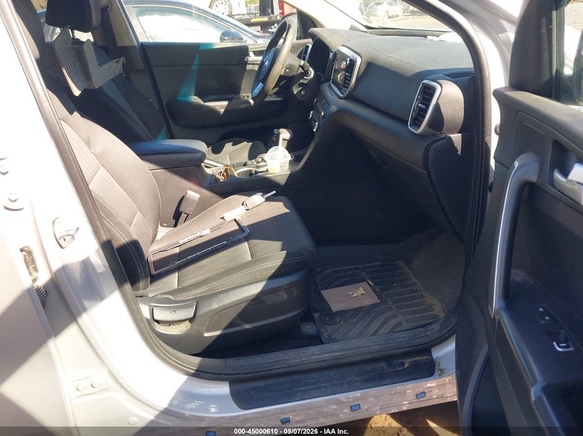 2022 Kia Sportage VIN KNDPMCAC5N7993314 IAAI salvage auction — RIGHT FRONT, Mv-907A (New York), sold $25 on 2026-07-21 (photo 5)