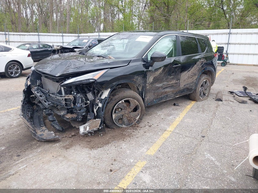 2024 Nissan Rogue VIN JN8BT3BB5RW421002 IAAI salvage auction — FRONT END, Scrap (Michigan), sold $3,850 on 2026-07-27 (photo 2)