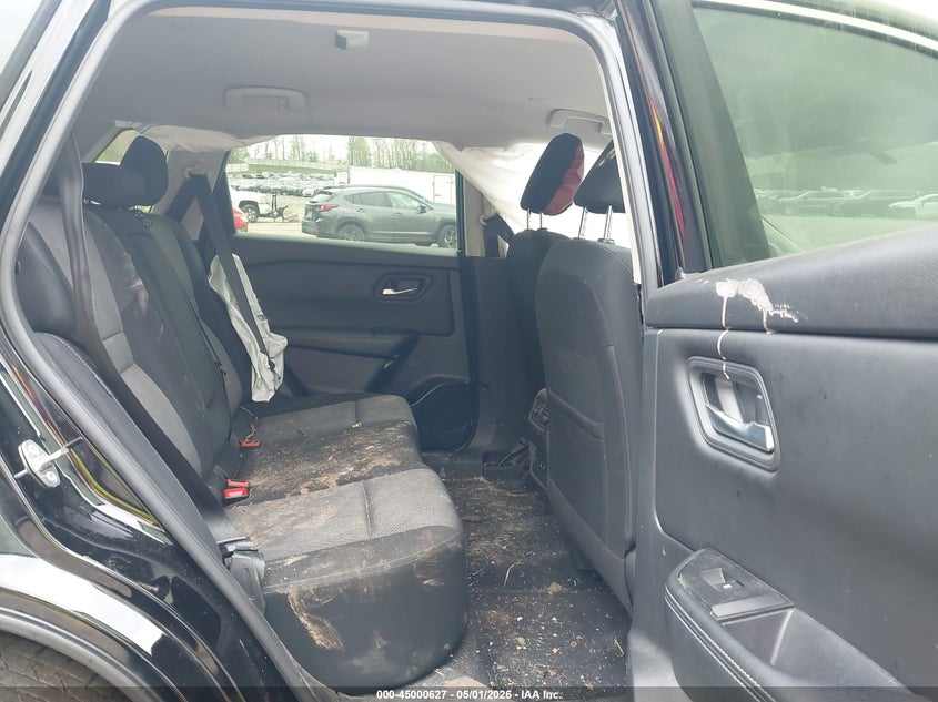2024 Nissan Rogue VIN JN8BT3BB5RW421002 IAAI salvage auction — FRONT END, Scrap (Michigan), sold $3,850 on 2026-07-27 (photo 8)