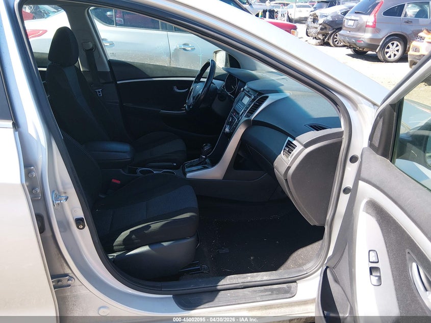 2013 Hyundai Elantra VIN KMHD35LE4DU148501 IAAI salvage auction — REAR END, Wait Title, sold $550 on 2026-07-20 (photo 5)