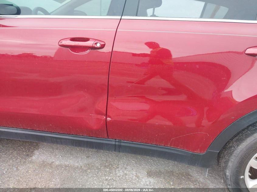 2019 Kia Sportage VIN KNDPM3ACXK7611855 IAAI salvage auction — WATER/FLOOD, Salvage (Texas), sold $2,350 on 2026-07-21 (photo 6)