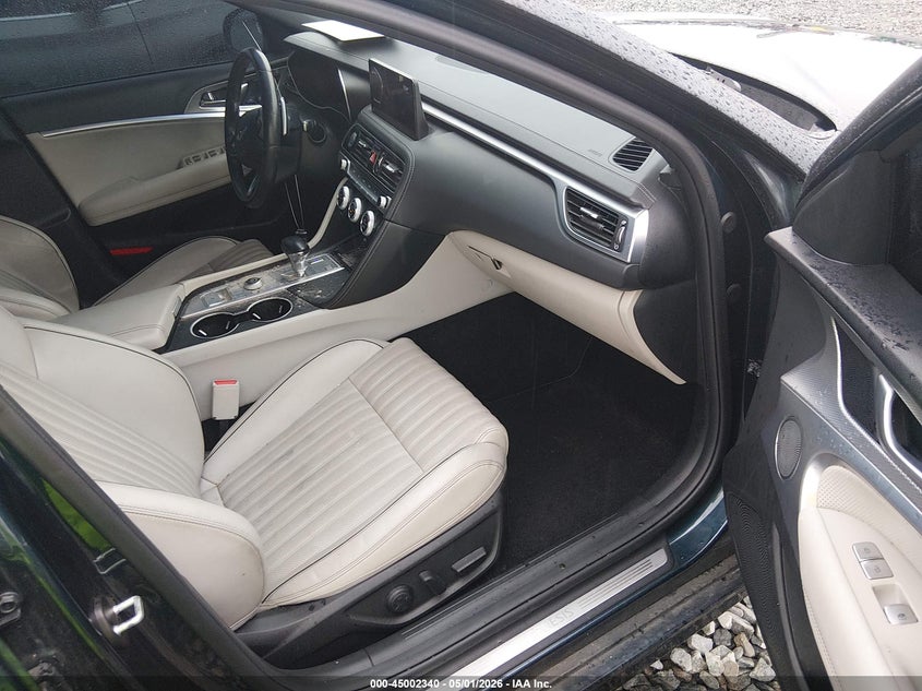 2022 Genesis G70 VIN KMTG34TA7NU102723 IAAI salvage auction — RIGHT REAR, Wait Title, sold $7,050 on 2026-07-24 (photo 5)