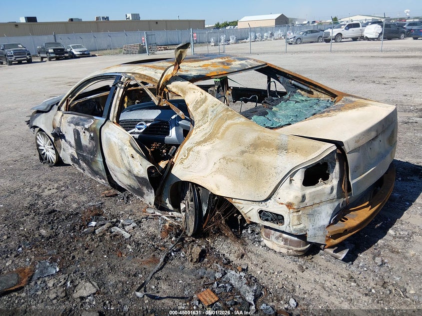 2013 Volvo S80 VIN YV1952AS0D1167926 IAAI salvage auction — TOTAL BURN, Salvage (Kansas), sold $100 on 2026-07-24 (photo 3)