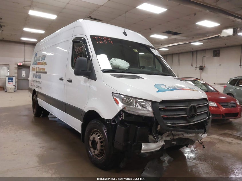2019 Mercedes-benz Sprinter VIN WD4PF1CDXKP108286 IAAI salvage auction — FRONT END, Salvage (Maine), sold $6,000 on 2026-07-15 (photo 1)