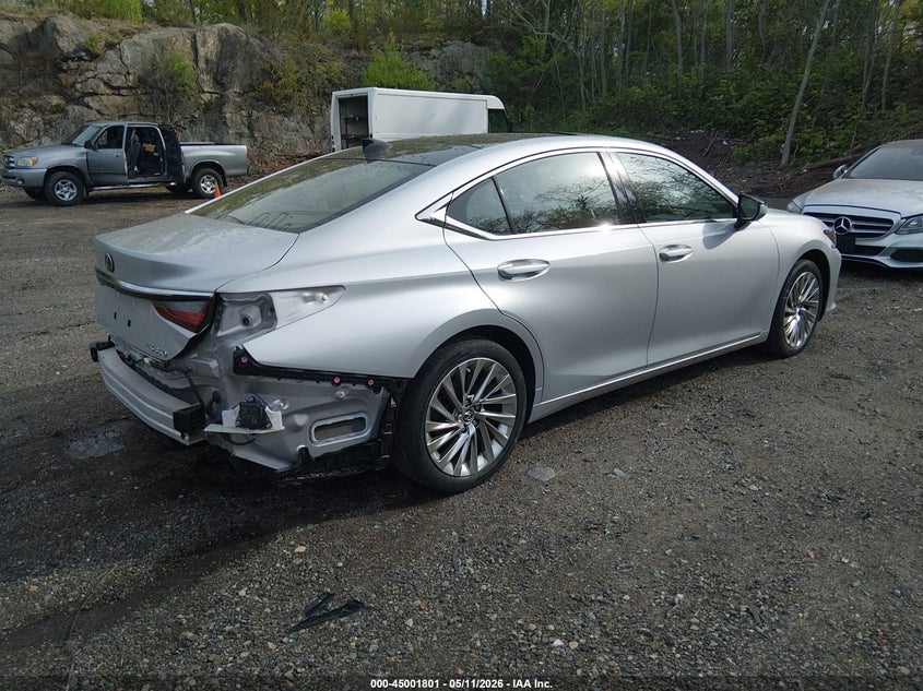 2019 Lexus ES VIN JTHBZ1B19K2005309 IAAI salvage auction — LEFT REAR, Salvage (Rhode Island), sold $15,200 on 2026-07-07 (photo 4)