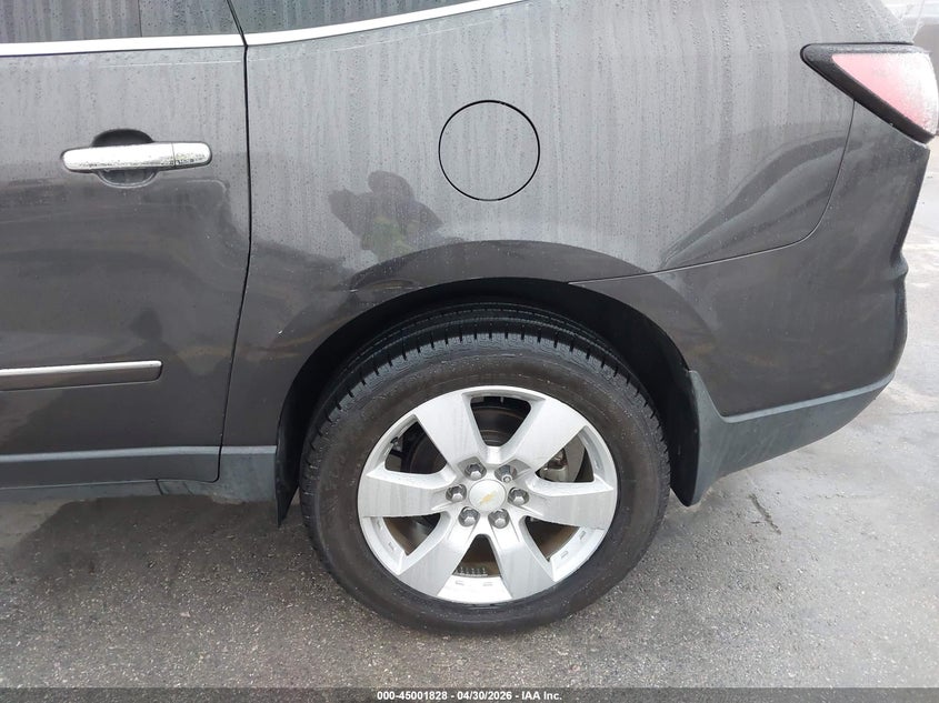 2014 Chevrolet Traverse VIN 1GNKRJKD4EJ207293 IAAI salvage auction — NORMAL WEAR, Clear (Montana), sold $2,050 on 2026-07-09 (photo 6)