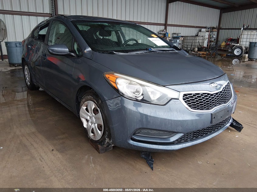 2016 Kia Forte VIN KNAFK4A61G5495253 IAAI salvage auction — LEFT & RIGHT, Salvage (Texas), sold $800 on 2026-07-28 (photo 1)