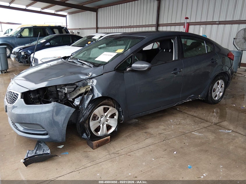 2016 Kia Forte VIN KNAFK4A61G5495253 IAAI salvage auction — LEFT & RIGHT, Salvage (Texas), sold $800 on 2026-07-28 (photo 6)