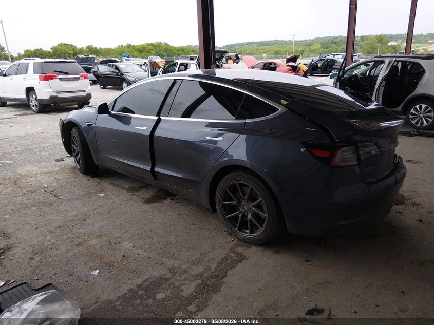 2018 Tesla Model 3 VIN 5YJ3E1EA1JF032786 IAAI salvage auction — RIGHT REAR, Salvage (Missouri), sold $2,525 on 2026-07-30 (photo 3)