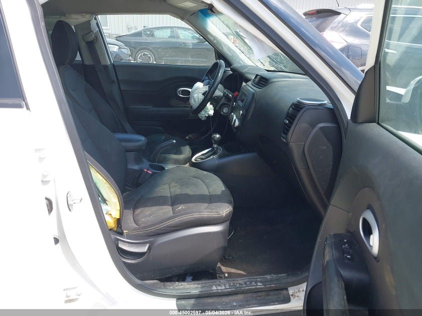 2015 Kia Soul VIN KNDJP3A54F7190087 IAAI salvage auction — LEFT SIDE, Salvage (Ohio), sold $300 on 2026-07-22 (photo 5)