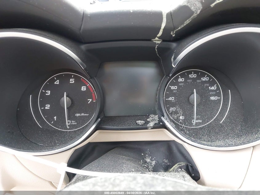 2019 Alfa romeo Stelvio VIN ZASPAKBN5K7C38105 IAAI salvage auction — Burn Engine, Salvage (California), sold $1,100 on 2026-07-16 (photo 7)