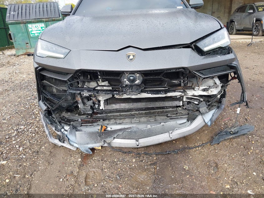 2022 Lamborghini Urus VIN ZPBUA1ZLXNLA19302 IAAI salvage auction — FRONT END, Salvage (Florida), sold $31,250 on 2026-07-27 (photo 6)