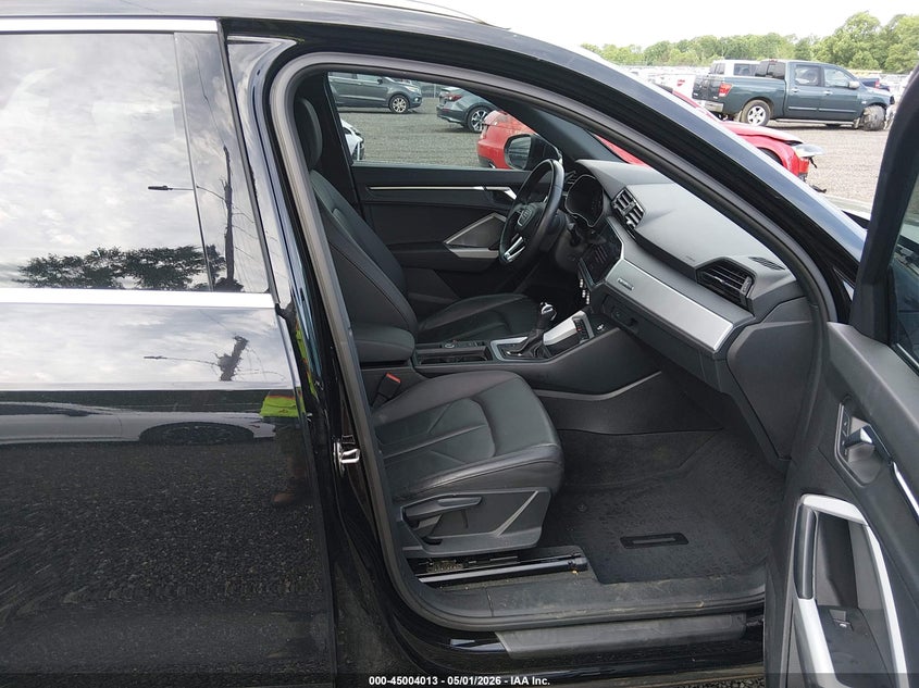 2020 Audi Q3 VIN WA1AECF37L1125076 IAAI salvage auction — SIDE, Wait Title, sold $2,450 on 2026-07-28 (photo 5)