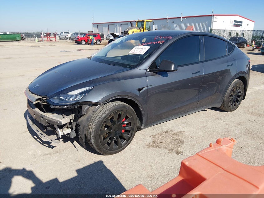 2021 Tesla Model y VIN 5YJYGDEE6MF080647 IAAI salvage auction — RIGHT FRONT, Wait Title, sold $3,050 on 2026-07-24 (photo 2)