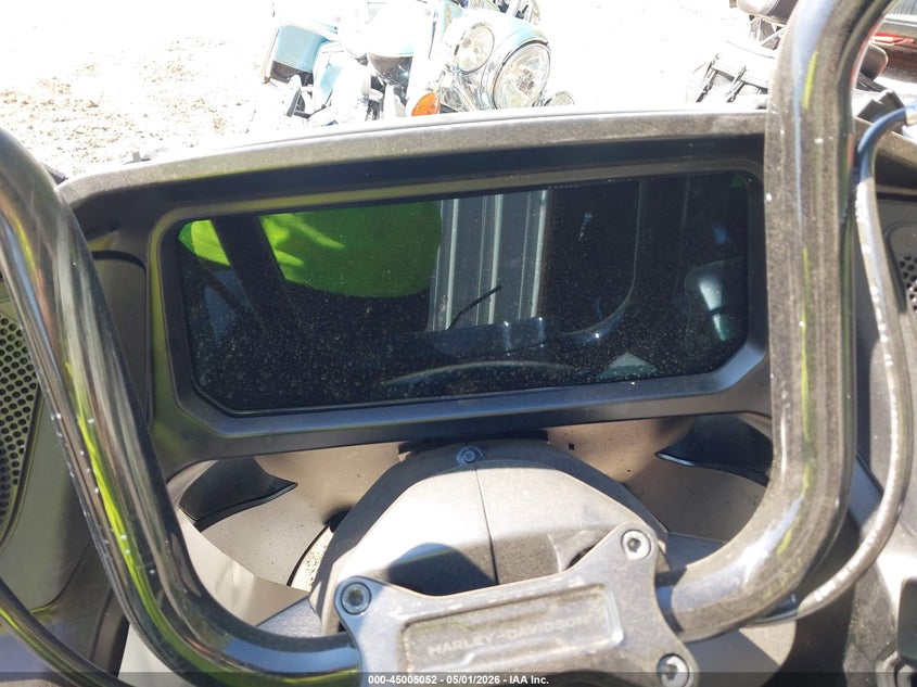 2024 Harley-davidson Road glide VIN 1HD1KH711RB657918 IAAI salvage auction — FRONT END, Salvage - Greater Than 75% (Maryland), sold $7,200 on 2026-07-15 (photo 7)