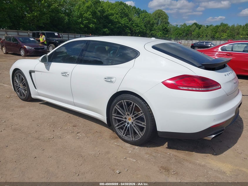2015 Porsche Panamera VIN WP0AA2A71FL001884 IAAI salvage auction — ENGINE BURN, Non-Repairable (Tennessee), sold $3,700 on 2026-07-29 (photo 3)