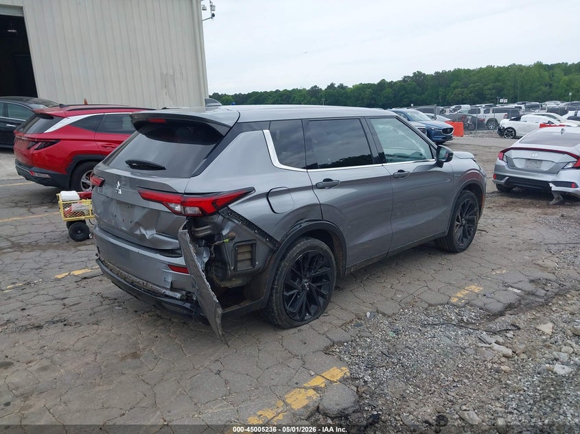 2022 Mitsubishi Outlander VIN JA4J3UA8XNZ077348 IAAI salvage auction — REAR END, Wait Title, sold $5,300 on 2026-07-10 (photo 4)