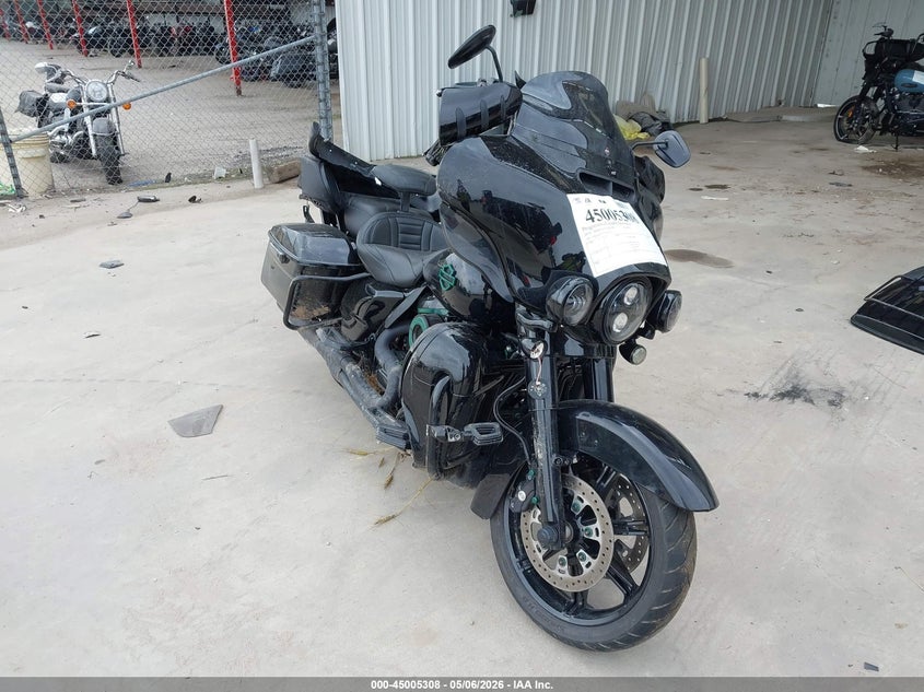 2023 Harley-davidson Flhtk VIN 1HD1KEF13PB632435 IAAI salvage auction — FRONT & REAR, Salvage (Texas), sold $7,750 on 2026-09-02 (photo 1)