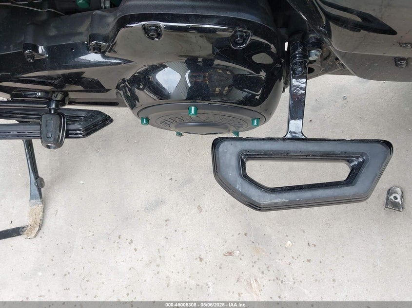 2023 Harley-davidson Flhtk VIN 1HD1KEF13PB632435 IAAI salvage auction — FRONT & REAR, Salvage (Texas), sold $7,750 on 2026-09-02 (photo 9)