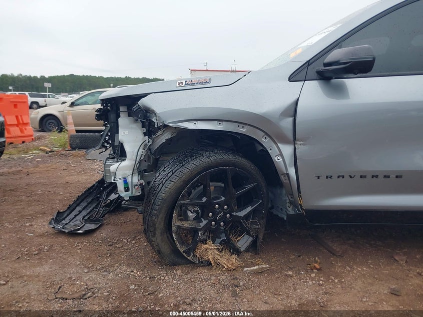 2026 Chevrolet Traverse VIN 1GNERLKS3TJ111286 IAAI salvage auction — LEFT SIDE, Salvage (Alabama), sold $17,250 on 2026-07-29 (photo 6)