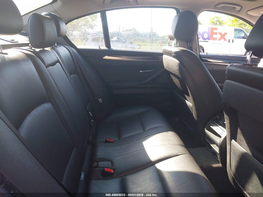 2015 BMW 5er VIN WBA5A7C53FG143721 IAAI salvage auction — RIGHT FRONT, Salvage (Pennsylvania), sold $1,325 on 2026-07-31 (photo 8)