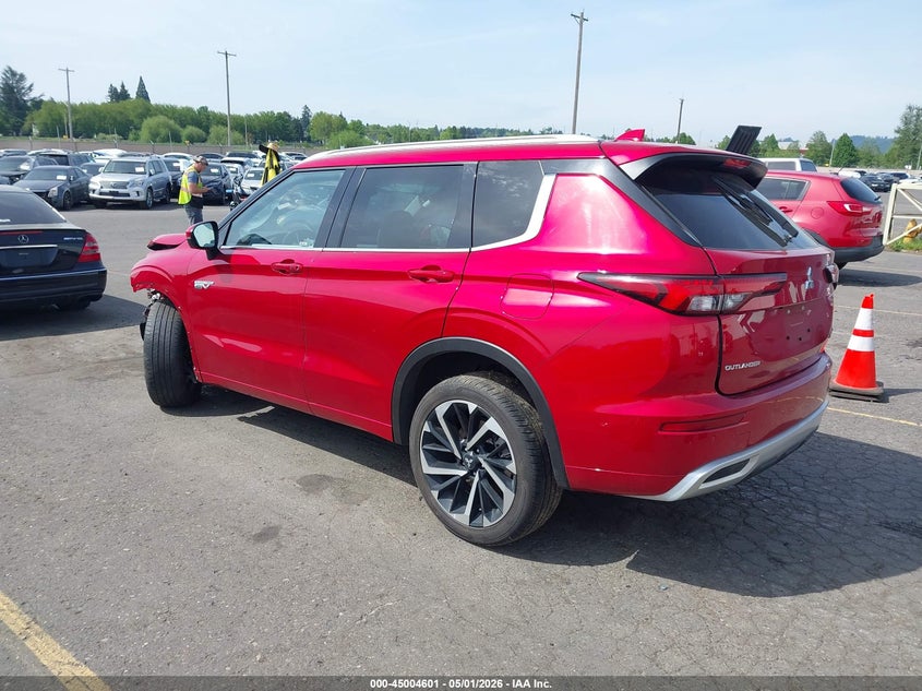 2023 Mitsubishi Outlander VIN JA4T5VA98PZ030257 IAAI salvage auction — LEFT FRONT, Salvage (Oregon), sold $2,100 on 2026-07-30 (photo 3)