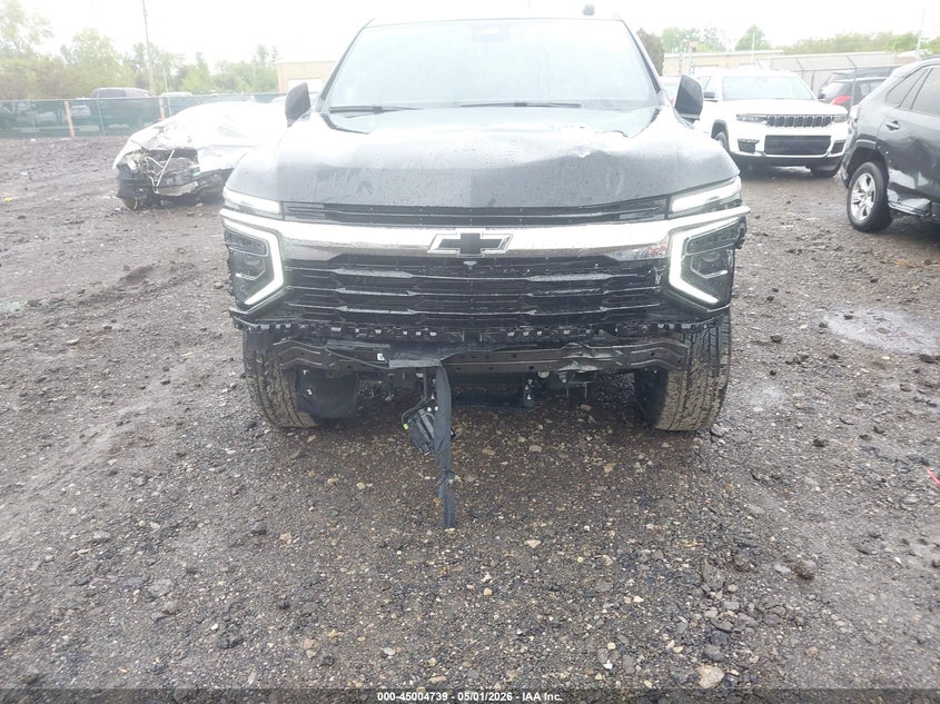 2025 Chevrolet Suburban VIN 1GNS6BRD0SR262244 IAAI salvage auction — FRONT END, Original (Ohio), sold $35,650 on 2026-07-29 (photo 6)