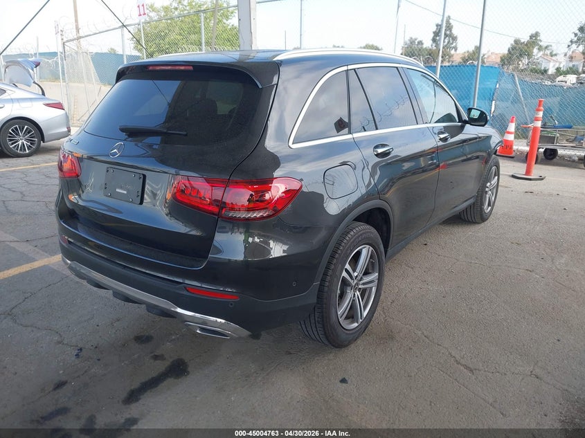 2022 Mercedes-benz Glc VIN W1N0G8DB0NV361267 IAAI salvage auction — RIGHT FRONT, Salvage (California), sold $9,200 on 2026-07-11 (photo 4)