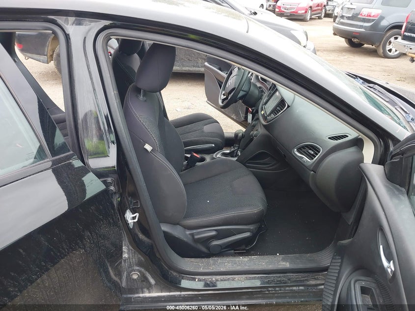 2014 Dodge Dart VIN 1C3CDFBB5ED894777 IAAI salvage auction — FRONT END, Salvage (Illinois), sold $325 on 2026-07-09 (photo 5)