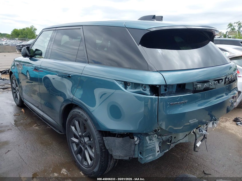 2025 Land rover Range rover sport VIN SAL1P9EU1SA487828 IAAI salvage auction — REAR END, Salvage (North Carolina), sold $31,750 on 2026-07-20 (photo 3)